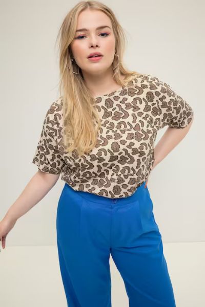 Veliki brojevi Majica s leopard motivom moda za punije