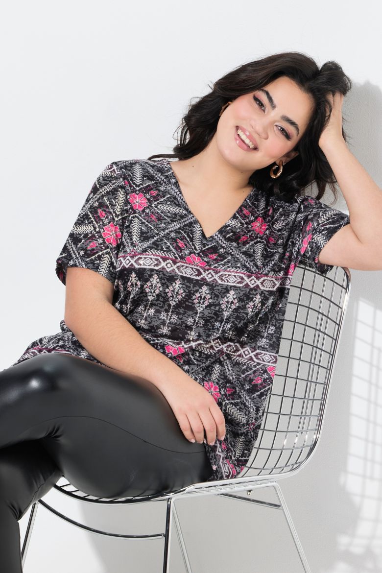 Plus size veliki brojevi Majica kratkih rukava V ovratnika za punije
