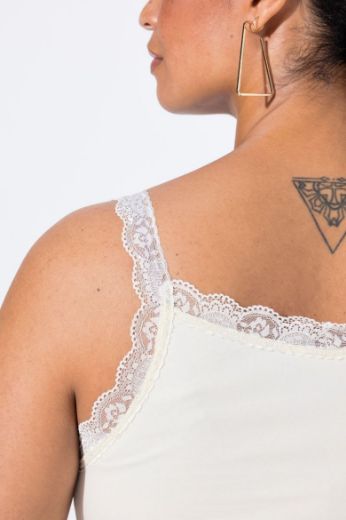 Plus size veliki brojevi Top s čipkastim detaljima za punije