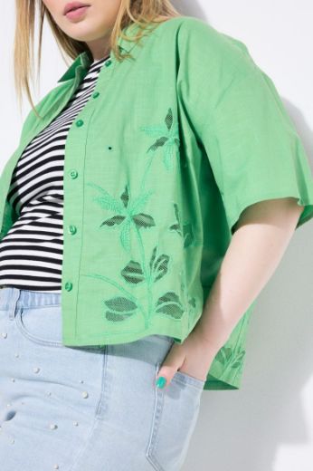 Plus size veliki brojevi Košulja kratkih rukava kraćeg kroja za punije