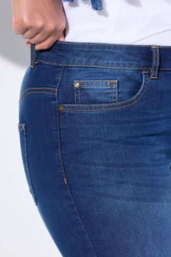 Plus size veliki brojevi Traperice s trapez nogavicama za punije