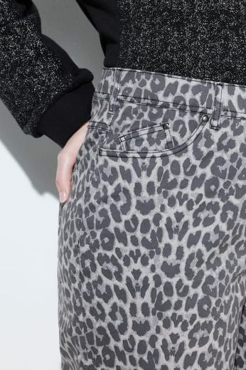 Plus size veliki brojevi Traperice s leopard uzorkom za punije