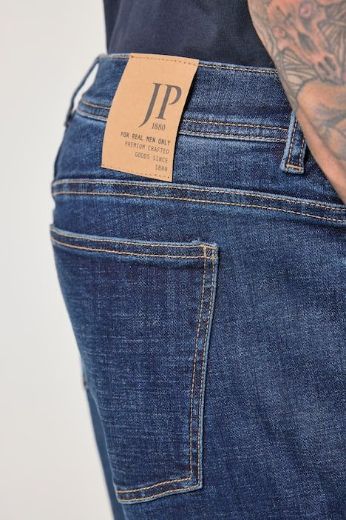 Plus size veliki brojevi Traperice šireg kroja za punije