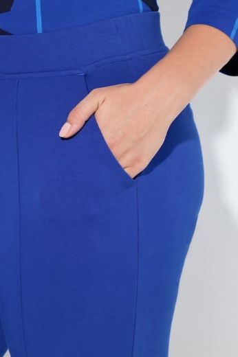 Plus size veliki brojevi Hlače s blago suženim nogavicama za punije