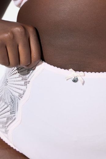 Plus size veliki brojevi Gaćice maxi s dekorativnom čipkom za punije