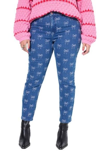 Veliki brojevi Traperice visokog struka moda za punije