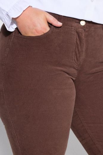 Plus size veliki brojevi Hlače užeg kroja za punije