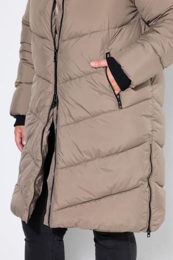 Plus size veliki brojevi Jakna prošivena dužeg kroja za punije