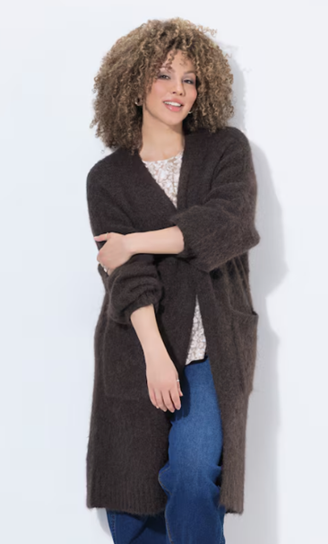 Plus size moda - kardigan pleteni dužeg kroja